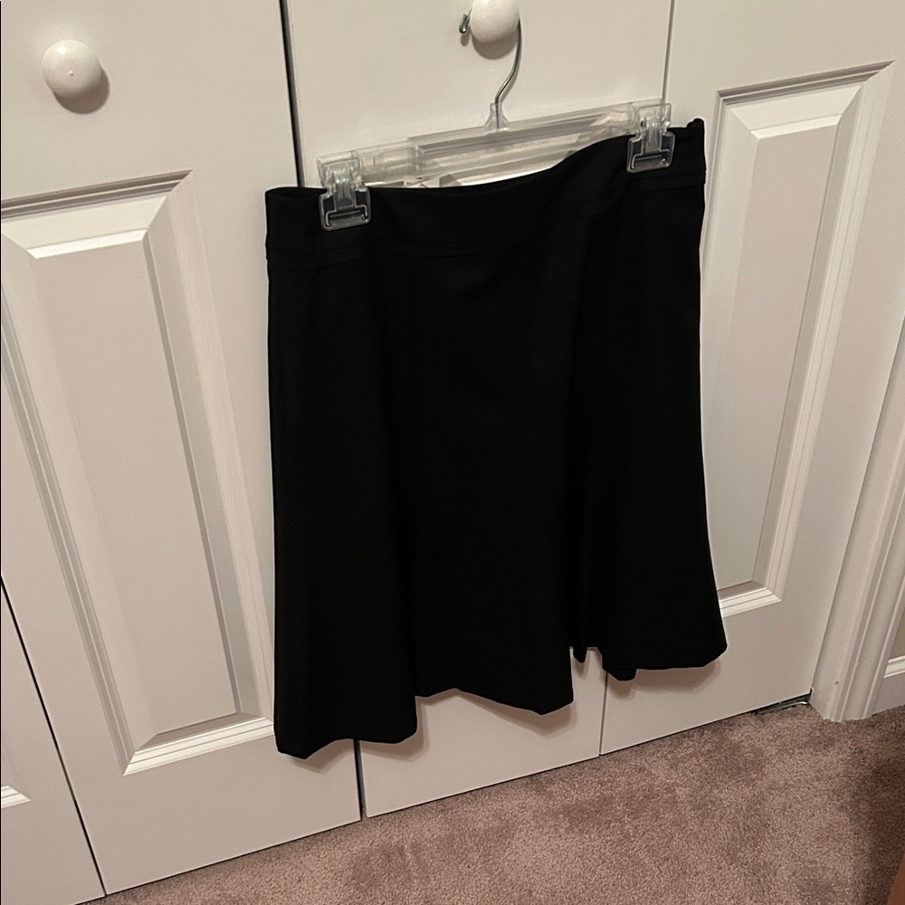 The Limited Classic Black A-Line Skirt